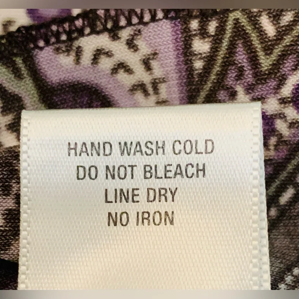 Woman’s Dressbarn Blouse XL Purple Paisley Embroidered Made in USA - Picture 11 of 11